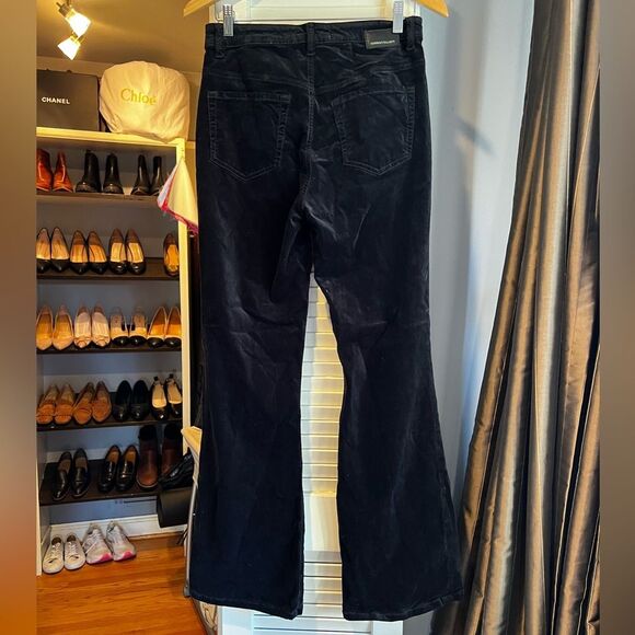 Current Elliott The Side Street Velvet Flare Jean - Picture 9 of 13